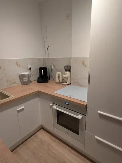 Przytulne mieszkanie 35 m² z balkonem i miejscem postojowym - miniatura 3