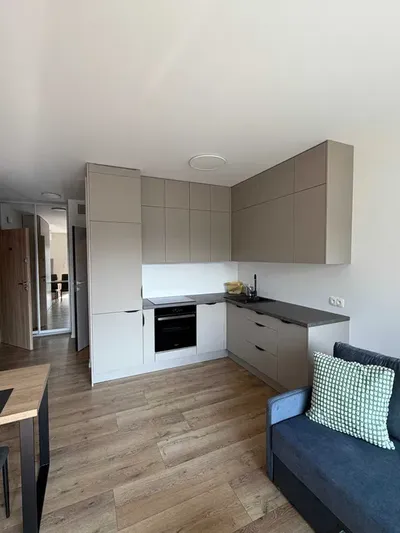 Nowoczesne mieszkanie 30 m² | balkon | klimatyzacja | blisko Rynku - miniatura 2