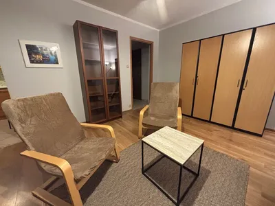 Kawalerka do wynajęcia P-ń Winogrady 10 piętro - piękny widok. - miniatura 2