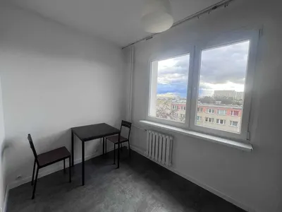 Kawalerka w Ursusie z osobną kuchnią - miniatura 4