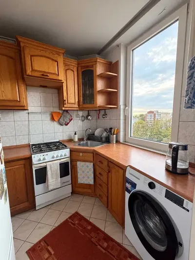Beautiful, Bright Corner Apartment for Rent in Warsaw – Wola