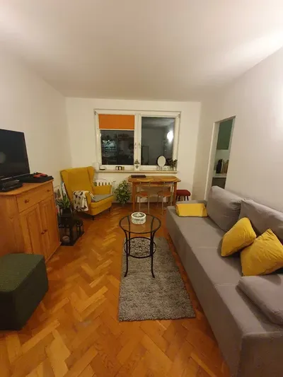 Słoneczna kawalerka na Przymorzu - miniatura 3