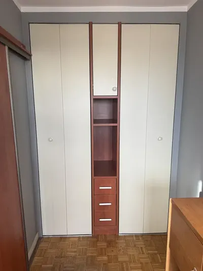 Mieszkanie przy metrze Pole Mokotowskie | 10. piętro | loggia | widok na Warszawę - miniatura 5