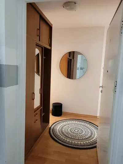 2 pokojowe 45m2, niski czynsz - miniatura 3