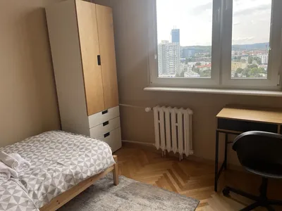 Mieszkanie w pobliżu UG - miniatura 2