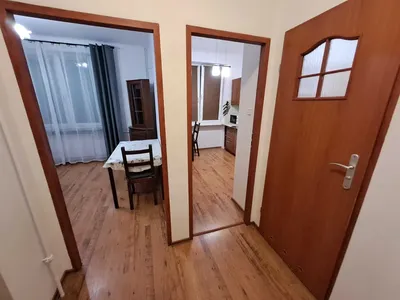 Kawalerka do wynajęcia Warszawa Włochy (z miejscem parkingowym) - miniatura 2