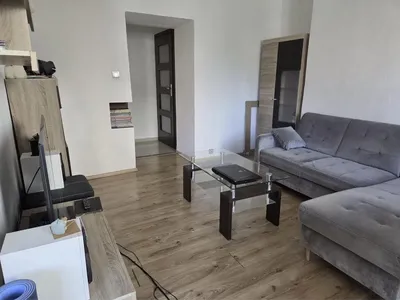 Dwupokojowe mieszkanie 56 m. ul. Okopowa - miniatura 2