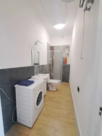 Wynajmę mieszkanie w zabytkowej kamienicy - miniatura 4