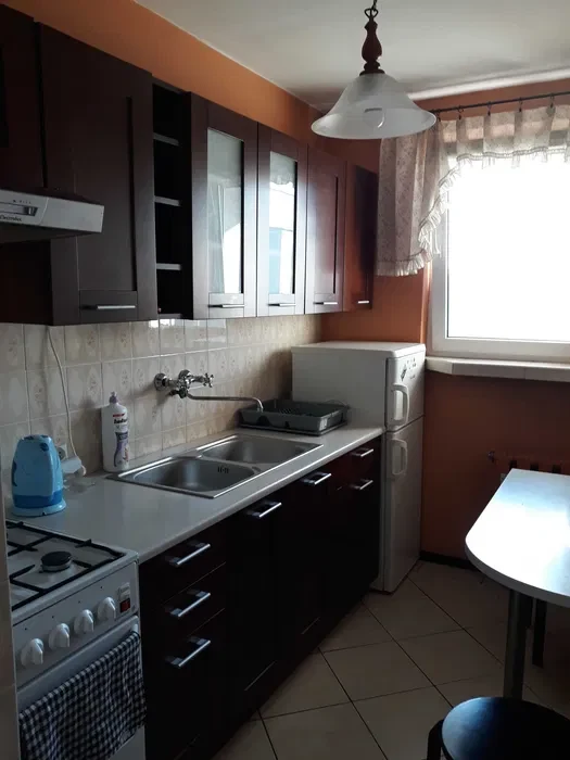 Mieszkanie 2 pokojowe z loggią wynajmę - 1/8