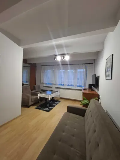 Wynajmę kawalerkę Gdynia Leszczynki 26m² - miniatura 2