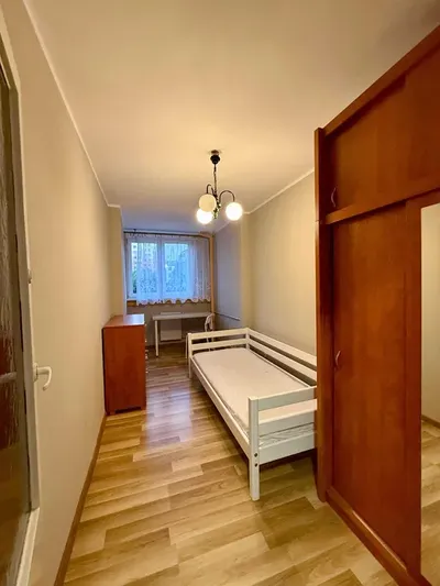 3-pokojowe mieszkanie do wynajęcia od zaraz ul. Wesoła - miniatura 2