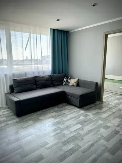 Wynajmę przytulne mieszkanie 38m2 na Osiedlu Tysiąclecia - blisko Parku Śląskiego - miniatura 3