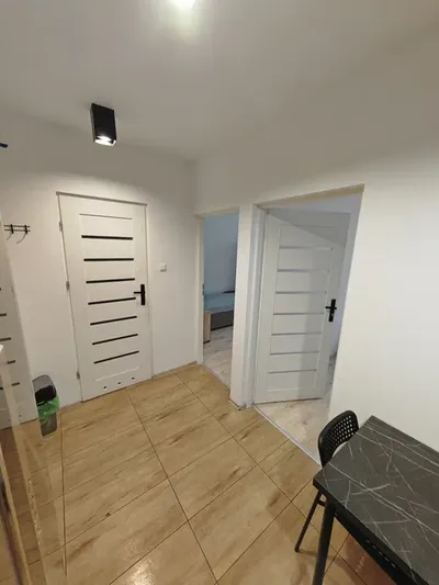 Do wynajęcia 2 pokojowe mieszkanie na ul Cicha 3 Rzeszów - miniatura 2
