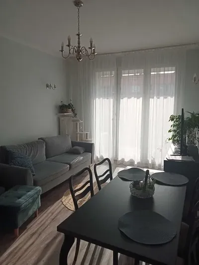 Przytulny pokój dla spokojnej Pani (studentki) - miniatura 3