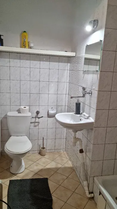 Kawalerka w świetnej lokalizacji - miniatura 3
