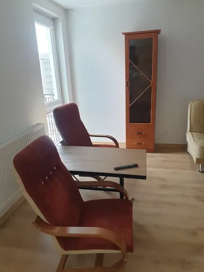 Wynajem kawalerki w Gdyni - miniatura 2