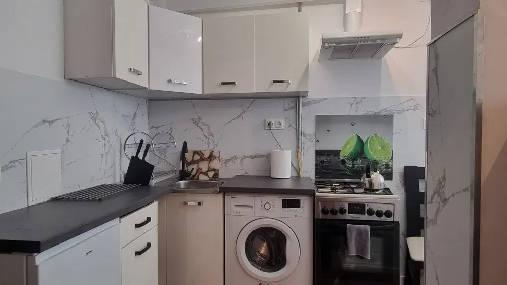 [Bezpośrednio] Studio Śródmieście Muranów po remoncie od października - 1/8