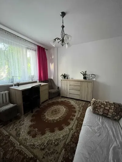 pokój do wynajęcia dla studentki, osiedle Mokre - miniatura 2