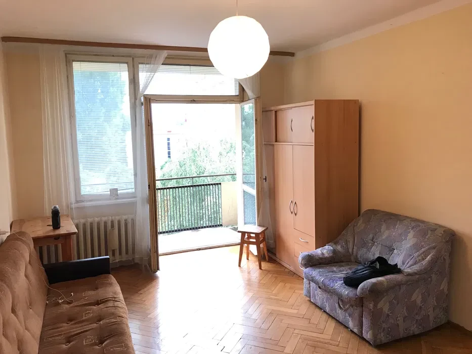 Kawalerka do wynajęcia przy ul. Juliusza Lea (od strony ul. Piastowskiej / Krowodrza) - 1/26