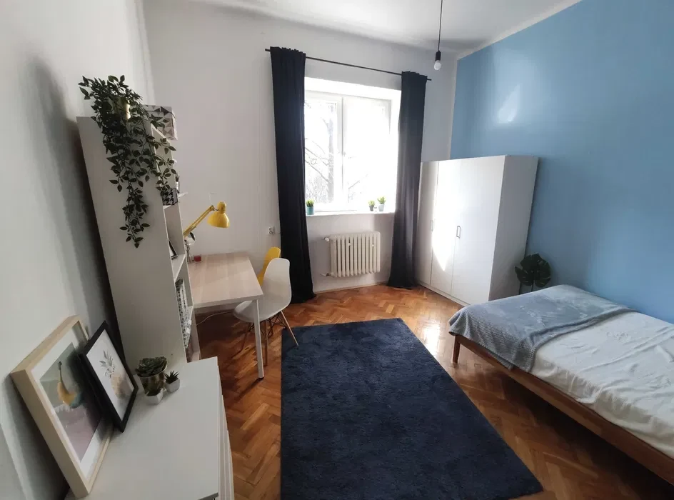 Duży pokój "Beztroskie chwile" - os. Centrum C 1, Plac Centralny, Czyżyny, Nowa Huta - 1/8