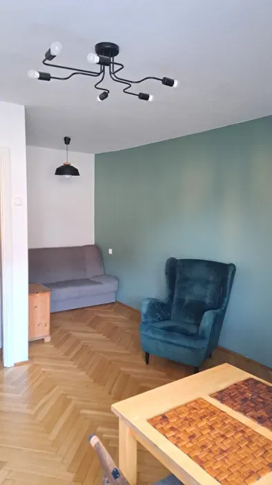 Wynajmę ładną kawalerkę na Łazarzu - miniatura 3