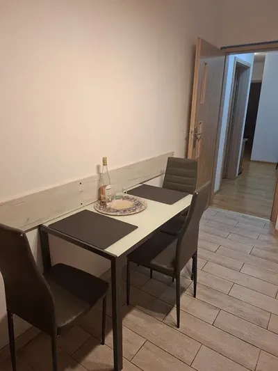 Mieszkanie do wynajęcia 3-pokoje ul. Galicyjska - miniatura 2