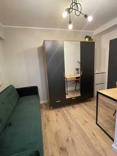 Do wynajęcia STUDIO 12 m² – kompaktowe, w pełni wyposażone OCHOTA 800m od WUM