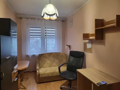 Mieszkanie trzypokojowe 53m,wyposażone w niezbędny sprzęt. Miejsce parkingowe. Mile widziani studenci. - miniatura 2