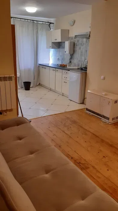 Mieszkanie 1 pokojowe wynajmę 25m2 umeblowane ul Królowej Jadwigi - miniatura 2