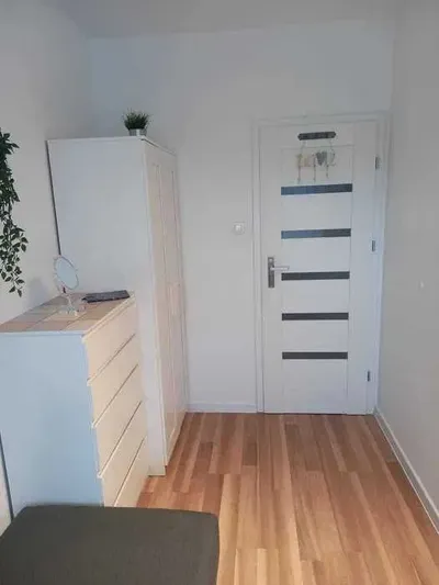 Pokój jednoosobowy w Gdyni Śródmieście - miniatura 3
