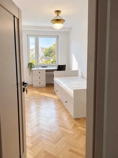 Wynajmę 3 pokoje dla studentów. Po kapitalnym remoncie - miniatura 4