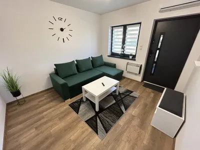 Mieszkanie 30m do wynajęcia na dłuższy czas bez czynszu i ukrytych kosztów - miniatura 2