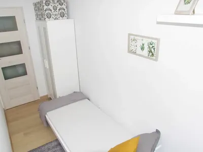 śliczny czysty pokój na nowym osiedlu Vermelo blisko centrum dworzec - miniatura 2