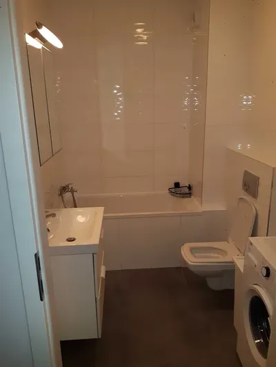 Wynajmę kawalerkę bez zwierząt bez dzieci 1 osobie - miniatura 5