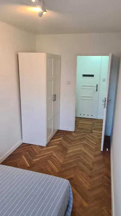 Dwupokojowe mieszkanie po remoncie blisko ronda ONZ / Two-room renovated apartment near Rondo ONZ - miniatura 4