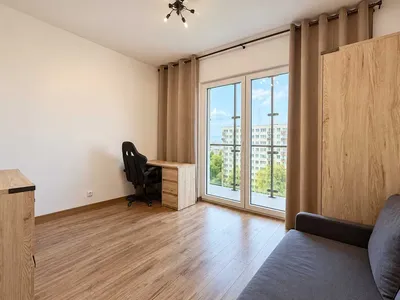 2 Osobne Pokoje | Osobna Kuchnia | Balkon | Klimatyzacja | Tramwaj i PKP