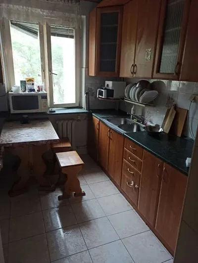 Duze 2 pokoje Z BALKONEM, przy metrze IMIELIN - miniatura 2