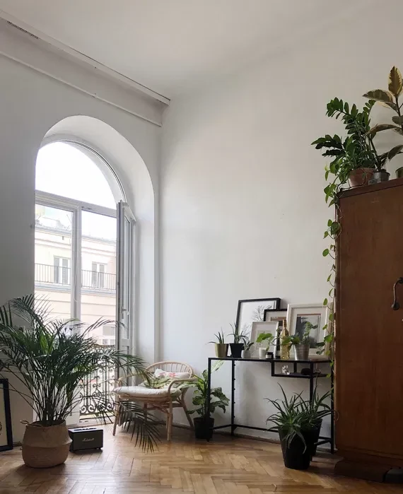 Klimatyczna kawalerka w samym Centrum/róg Wilczej i Poznańskiej/czynsz zawarty w cenie - 1/8
