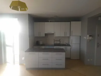 Wynajmę kawalerkę (32 m2) na osiedlu Baranówka IV (ul. Raginisa 31) +piwnica - miniatura 2