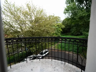 UNIKATOWE MIESZKANIE Z DUSZĄ, standard, ktory Cie zaskoczy, prestiżowa lokalizacja ( Rynek Podgórki), zabytkowa, odnowiona kamienica,widok na park. - miniatura 5