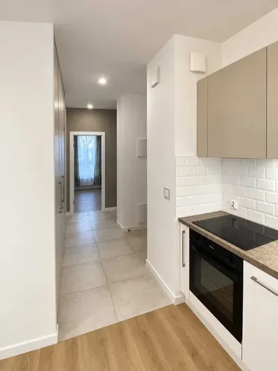 Do wynajęcia apartament 65m2, 4 pokoje, Łódź, Senatorska - miniatura 4
