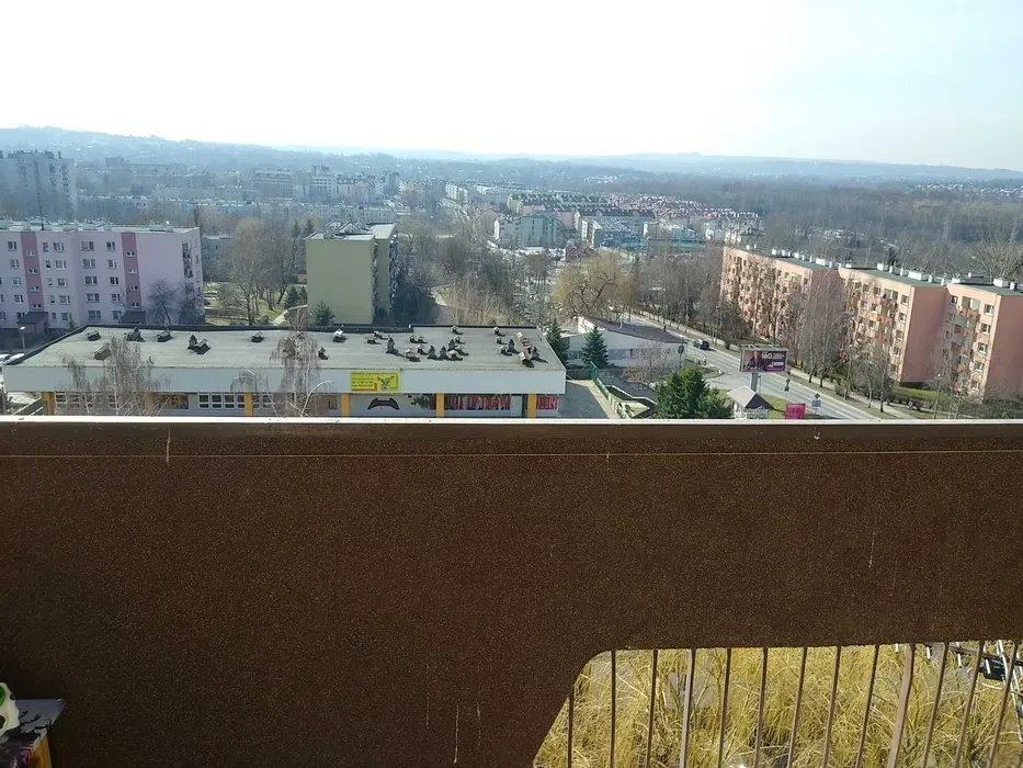 wyposażone mieszkanie 36m w dobrej lokalizacji (ul. Beskidzka) - z pięknym widokiem - 1/8