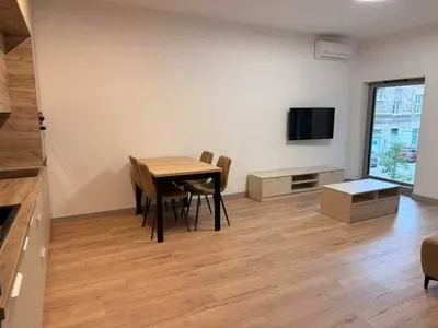 Bezpośrednio! Nowe mieszkanie/ Pierwszy najem - 2 pokoje/ 53 m2 Os. Teatralne/ Klimatyzacja - miniatura 4