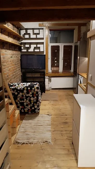 Kawalerka na Starej Pradze obok Metra od listopada - 1/8