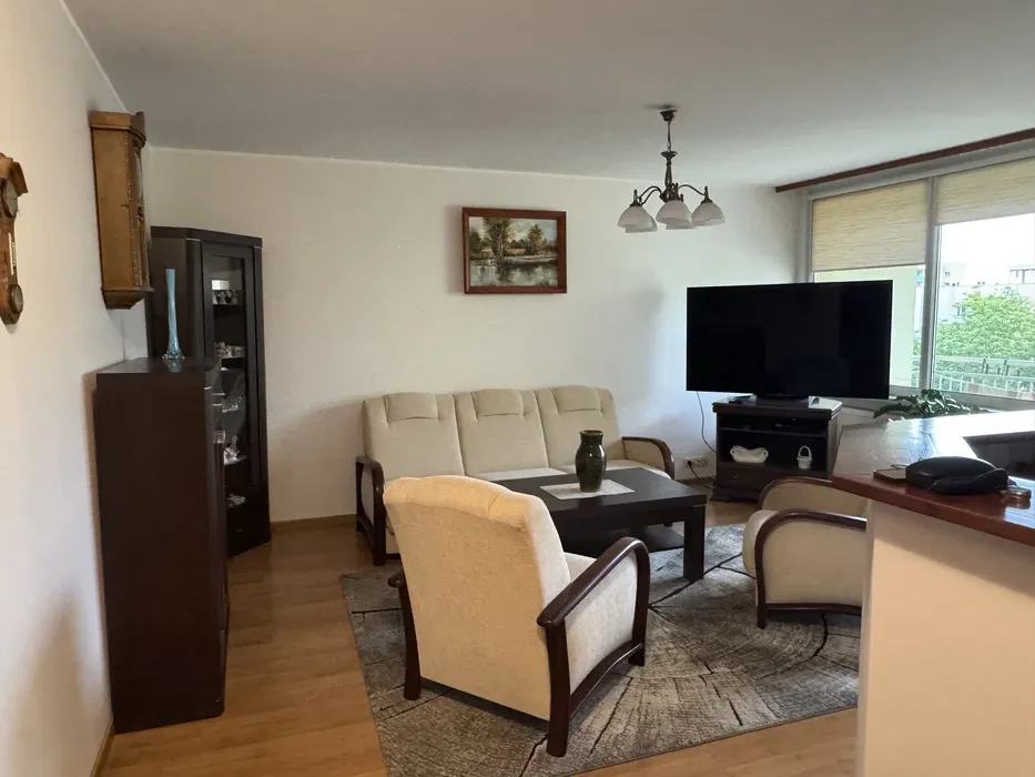 Wynajme mieszkanie 3 pokojowe - Nowy Dwor - 1/8