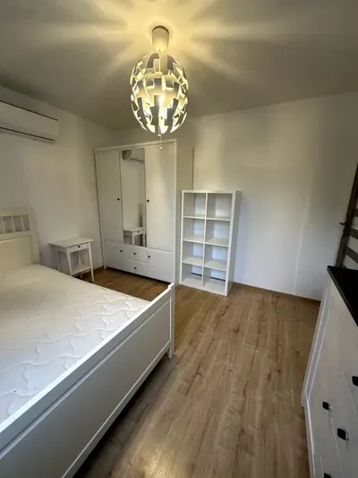 Wynajmę kawalerkę , Oleska 173, parter. Klima.