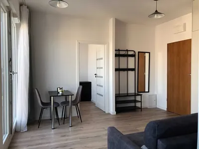 Kompaktowe mieszkanie na zielonym osiedlu, blisko lotniska + garaż - miniatura 3