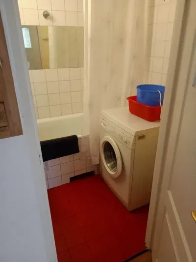 Wynajem pokoju dla kobiet, par , studentek - miniatura 5