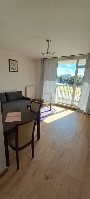 Mieszkanie 34m/2 obok metra