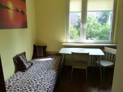 Właściciel wynajmie kawalerkę, duży balkon, osobna kuchnia - miniatura 2
